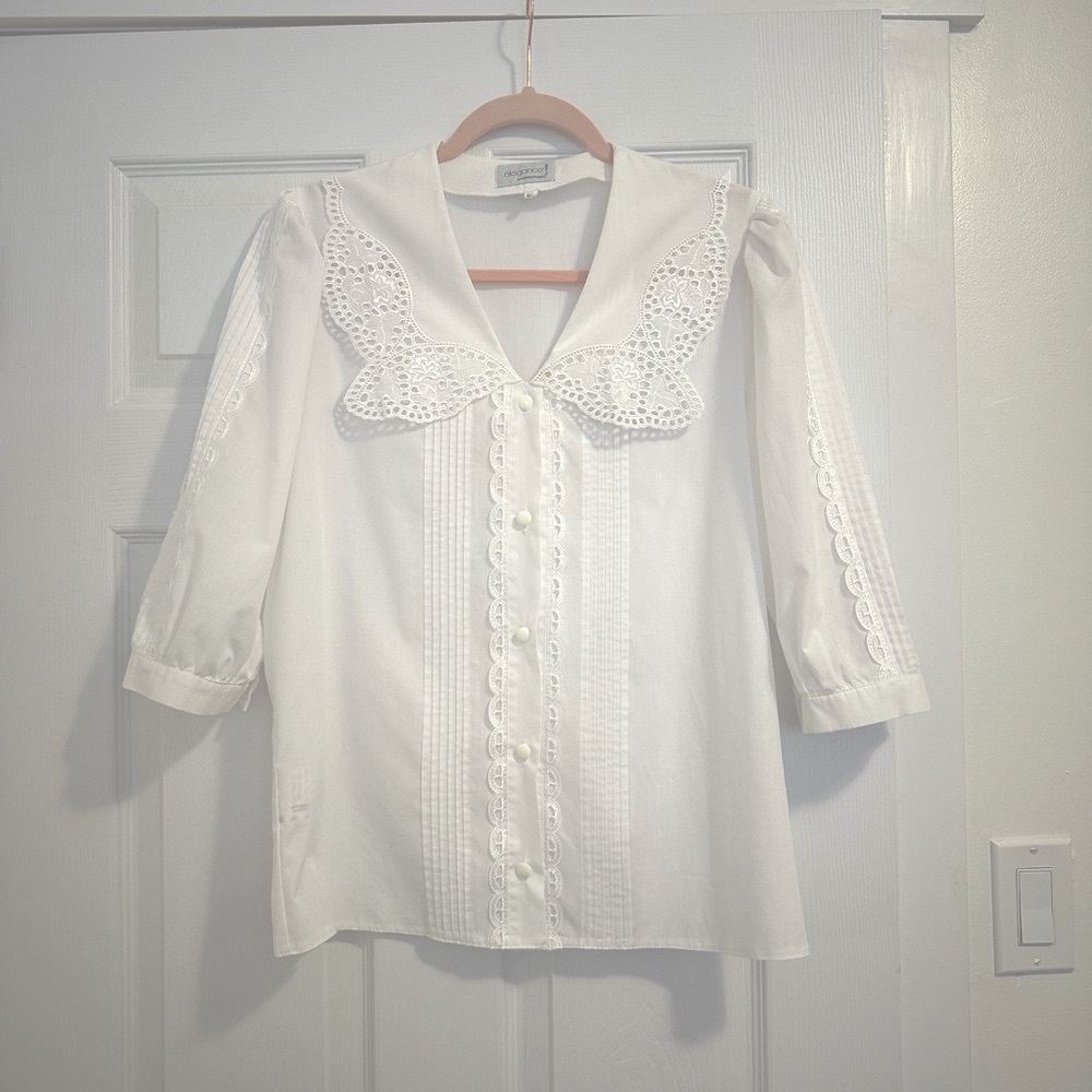 VINTAGE White Lace Blouse